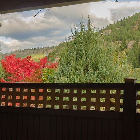 St Andrews By The Lake Golf Resort Kaleden Pokoj fotografie