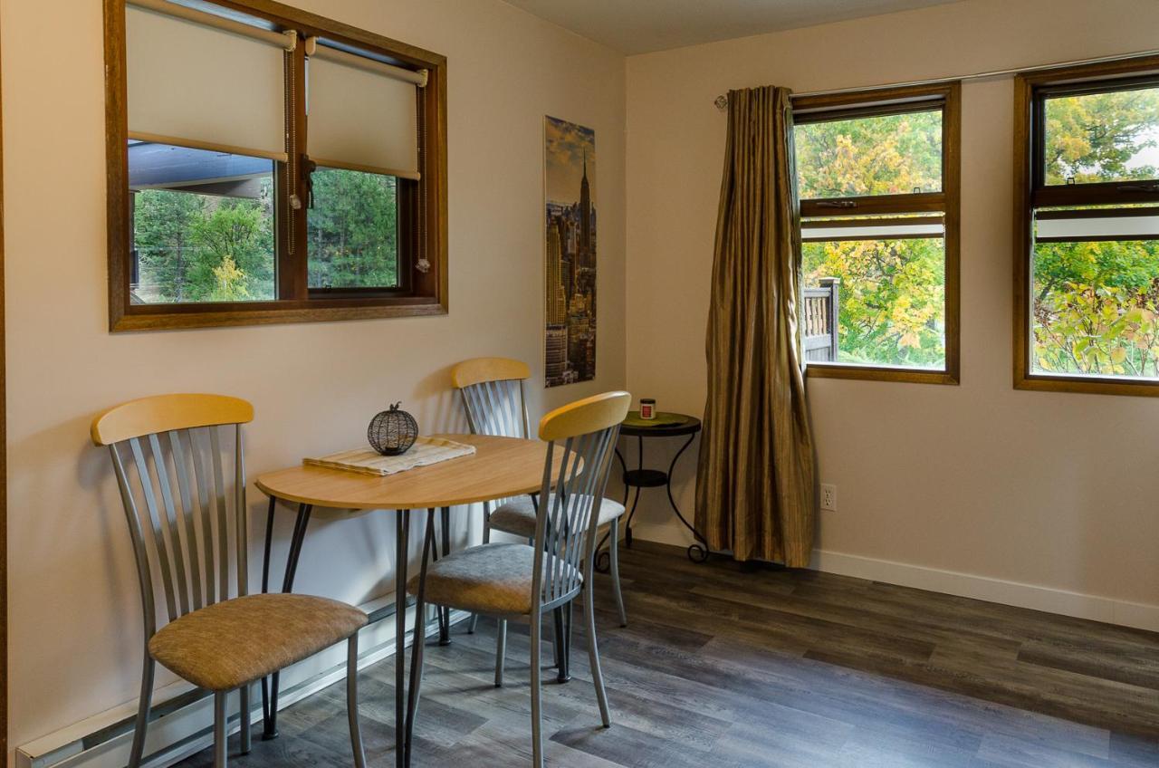 St Andrews By The Lake Golf Resort Kaleden Exteriér fotografie