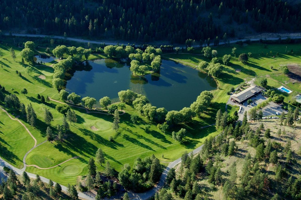 St Andrews By The Lake Golf Resort Kaleden Exteriér fotografie